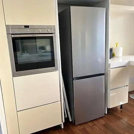 Luxury House481 Apartment